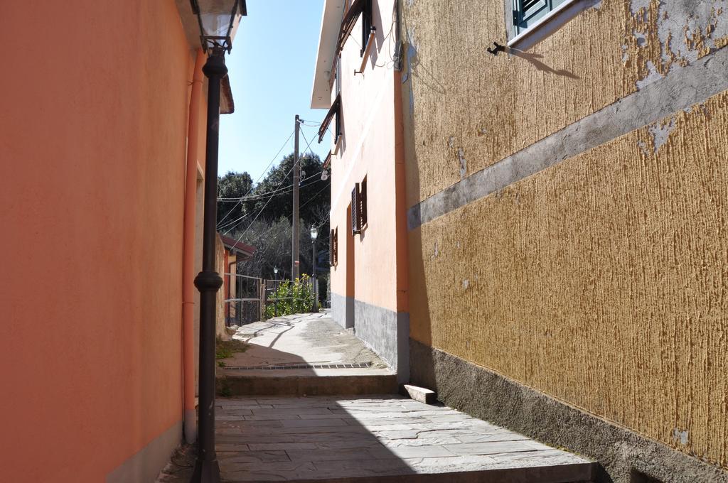 Corniglia - San Bernardino Wifi Apartment Екстериор снимка